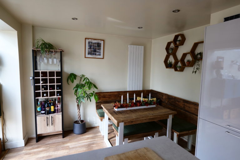 Dining Area 1