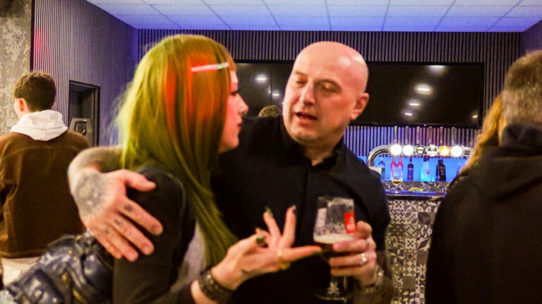 P1056153