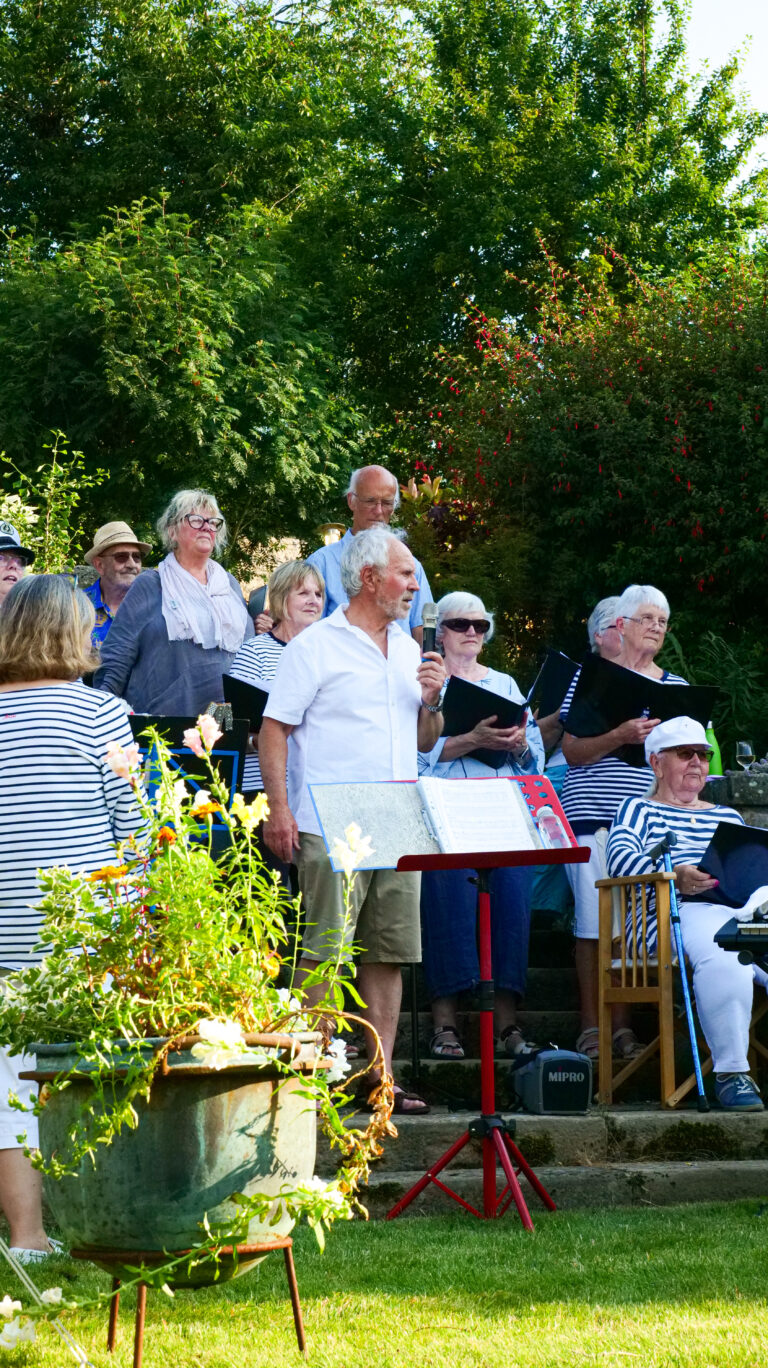 RNLI GARDEN PARTY-07