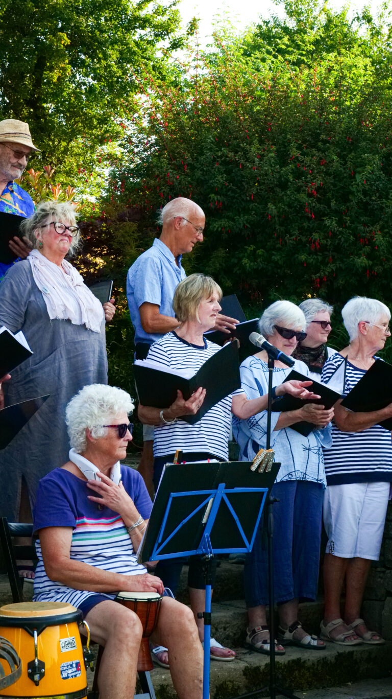 RNLI GARDEN PARTY-08