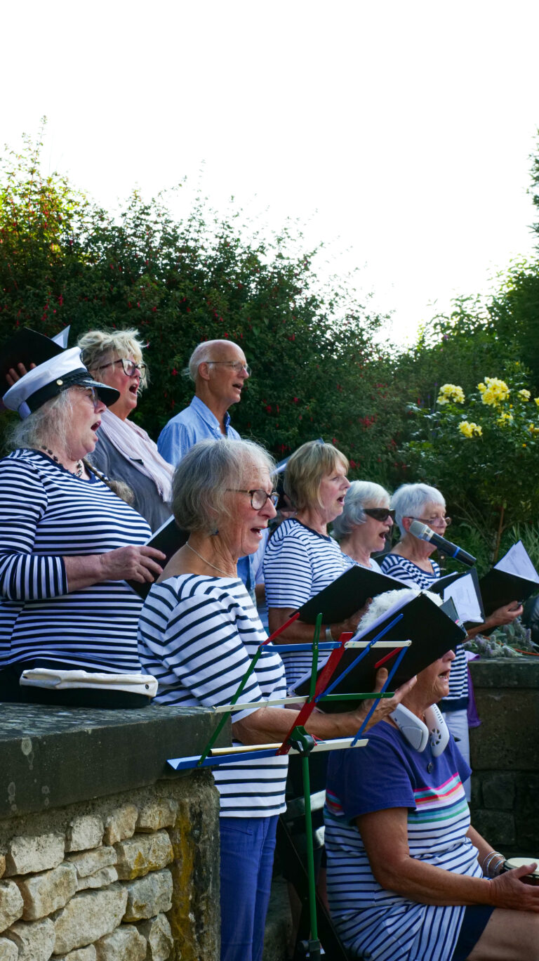 RNLI GARDEN PARTY-10