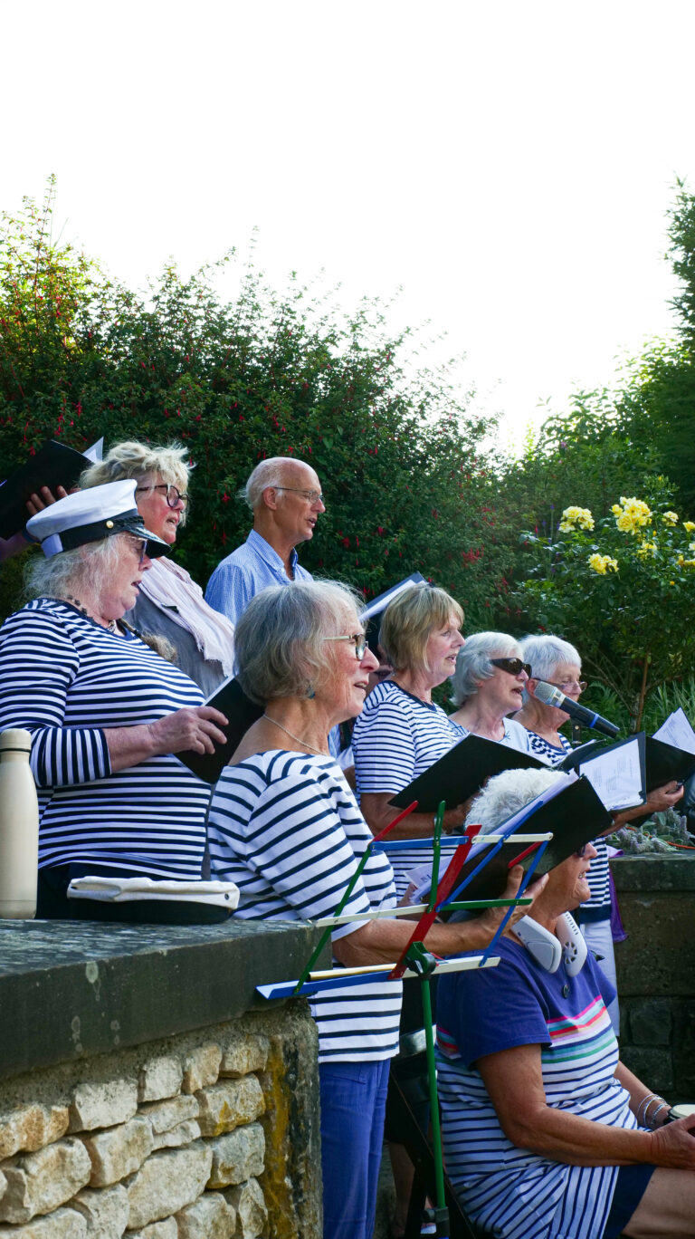RNLI GARDEN PARTY-11