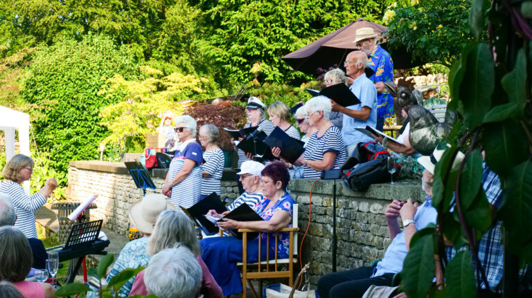 RNLI GARDEN PARTY-15