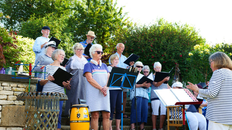 RNLI GARDEN PARTY-29